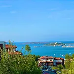 Summer Breeze Park Apartment, Santa Marina Village, Apartament