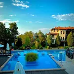 Summer Breeze Park Apartment, Santa Marina Village,