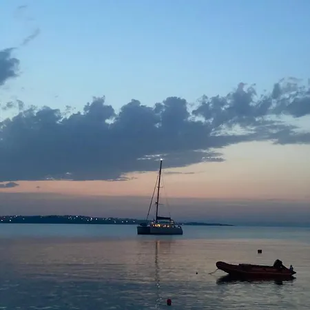 Summer Breeze Park Apartment, Santa Marina Village, *