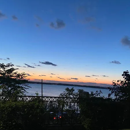 Summer Breeze Park Apartment, Santa Marina Village, アパート